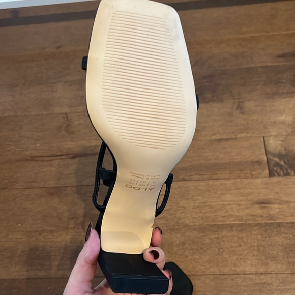 Aldo Okurra Black Strappy Sandals Size 8 - Picture 11 of 14
